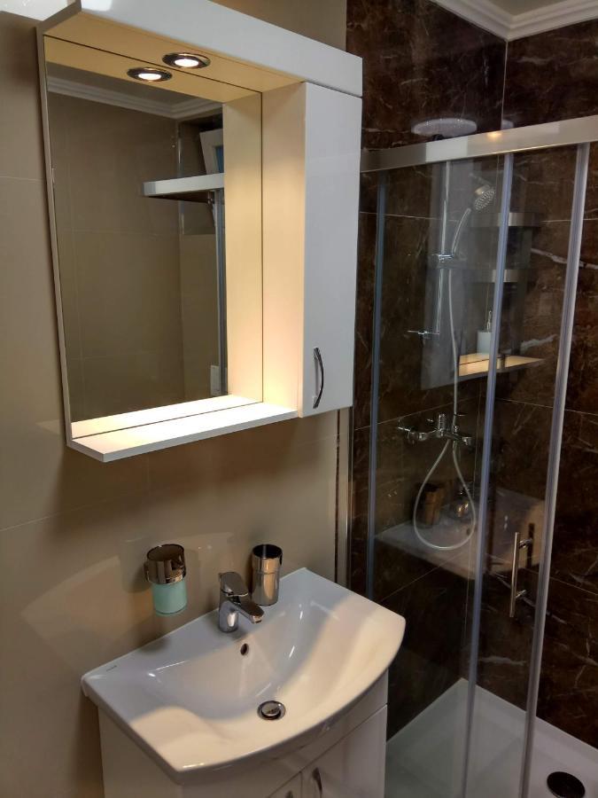 Apartment Cherry Gold ズレニャニン エクステリア 写真
